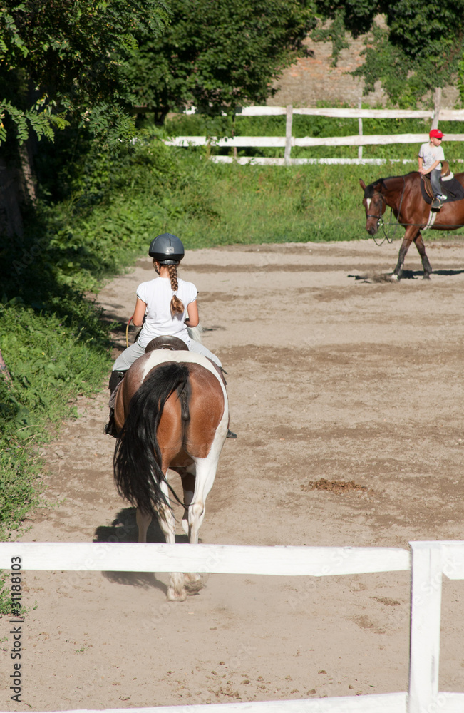 Ridding Ridding