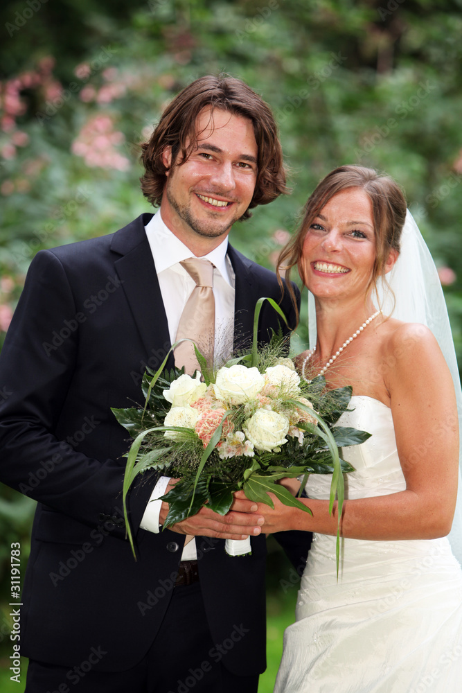 braut und bräutigam nach der hochzeit braut und bräutigam nach der hochzeit