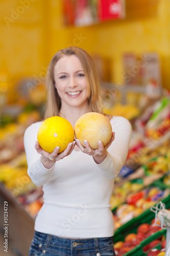melonen im supermarkt