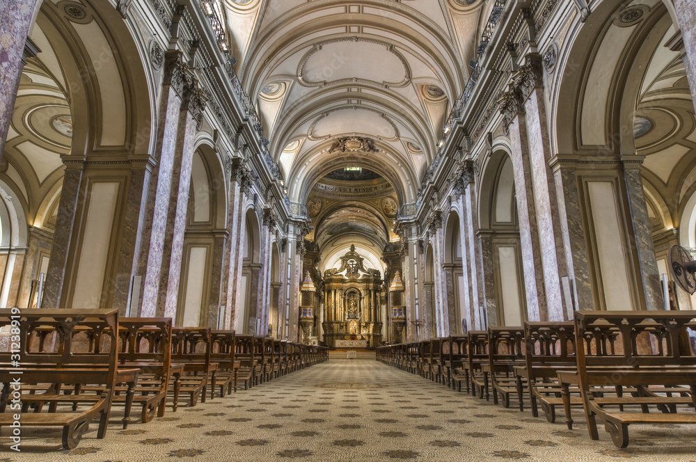 Fototapeta premium Buenos Aires Cathedral main building interior