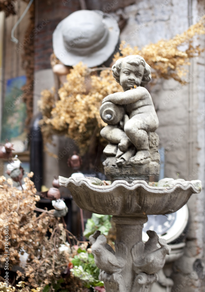 Fototapeta premium statue fontaine d'extérieur