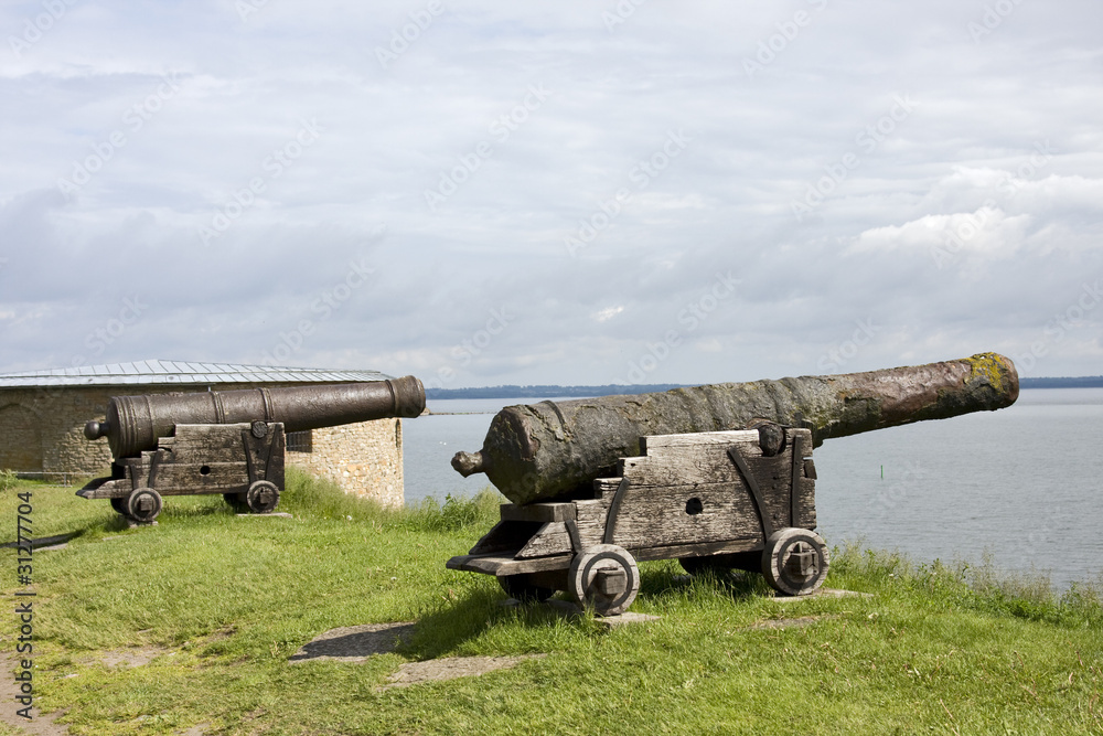 alte kanonen bei kalmar in schweden alte kanonen bei kalmar in schweden