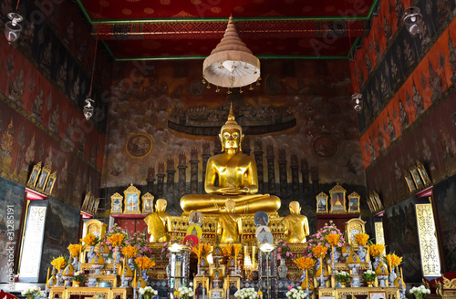 Thai temple, © photocometrue