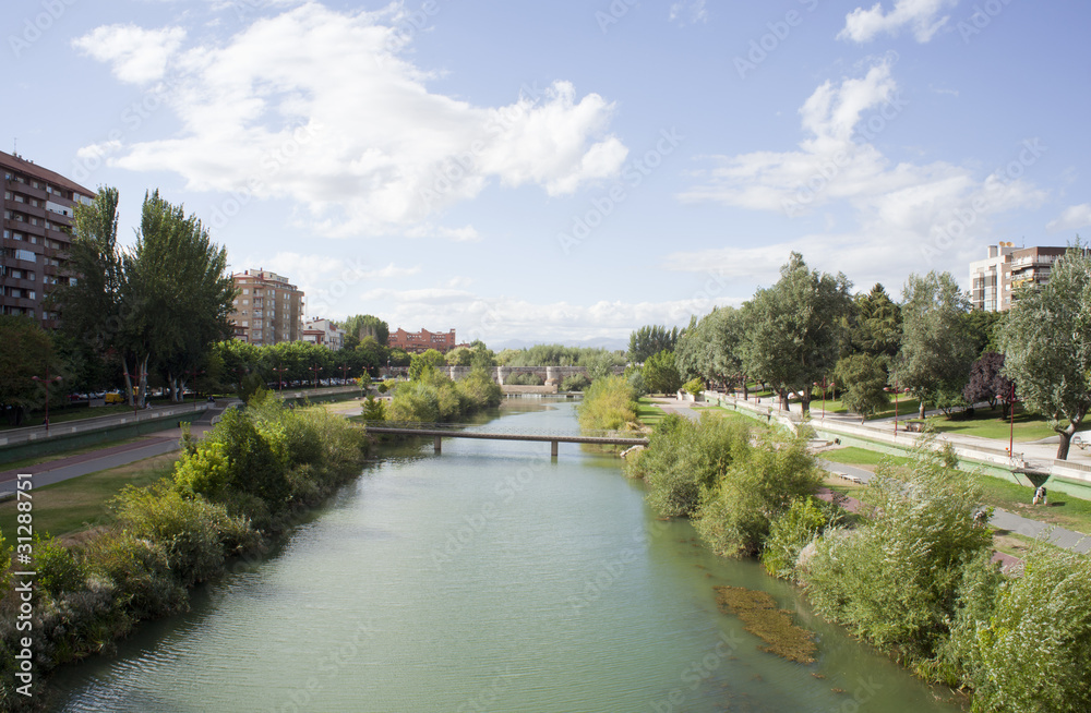 Il fiume Bernesga, Leon