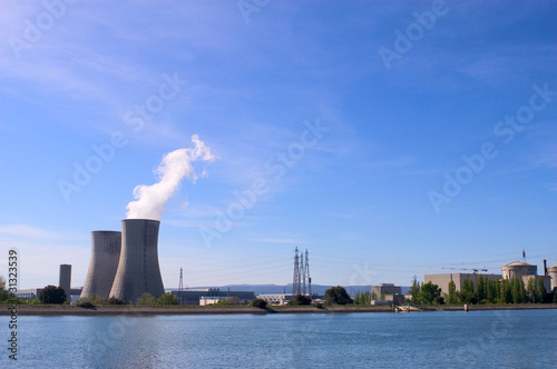 Centrale nucléaire photo