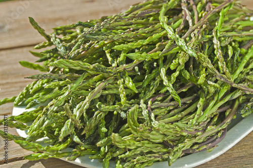 asparagi selvatici photo