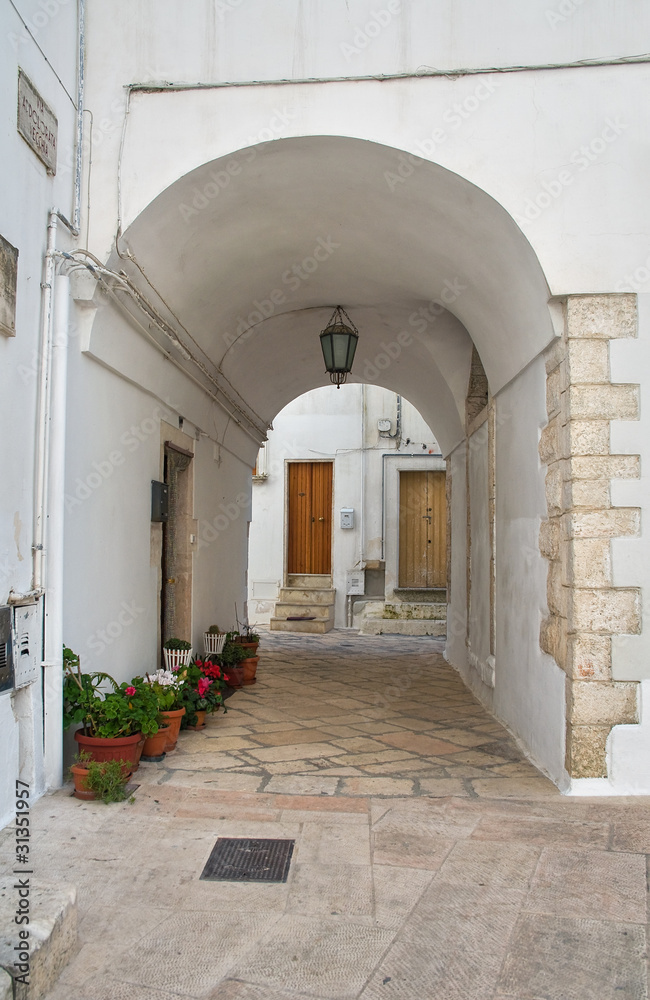 Alleyway. Locorotondo. Apulia.