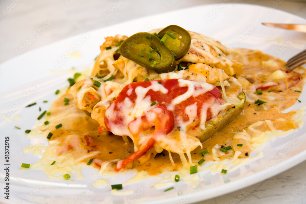 Mexikanische Platte mit Hackfkleisch,mit Chili Mexikanische Platte mit Hackfkleisch,mit Chili