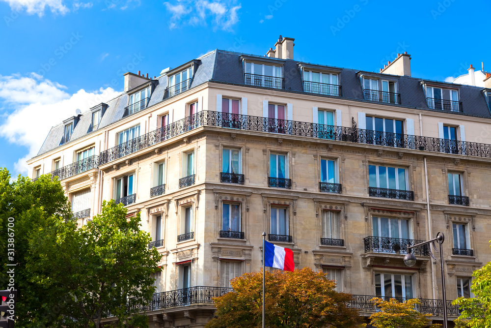 Typical Haus in Paris