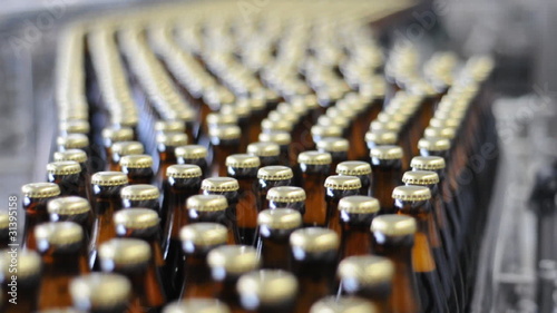 brewery inside -ampoule filling system // Brauerei Abfüllanlage