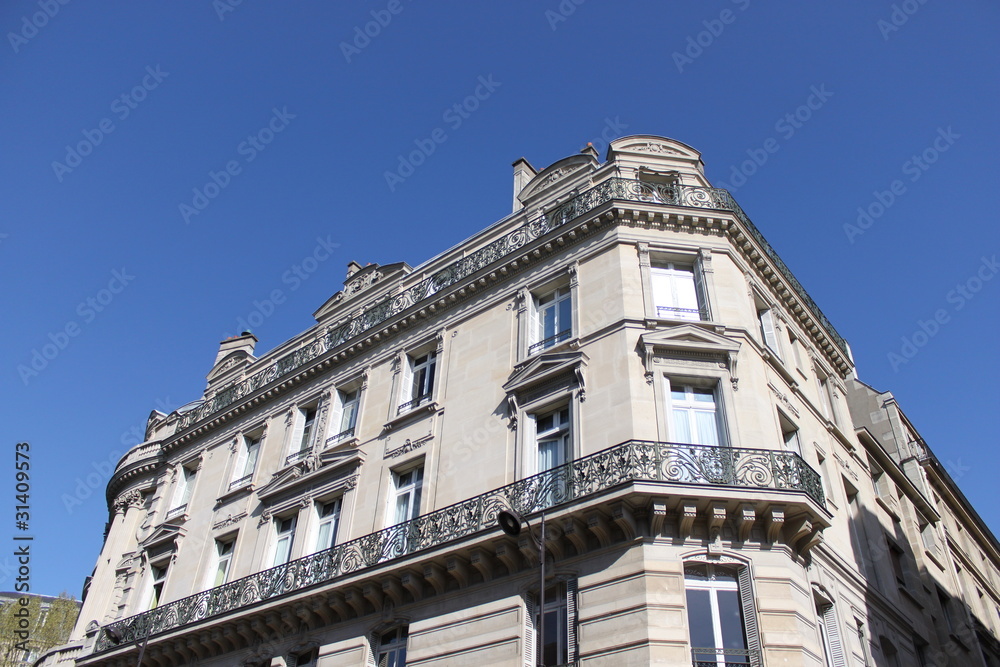 Immeuble du quartier du Palais-Bourbon à Paris
