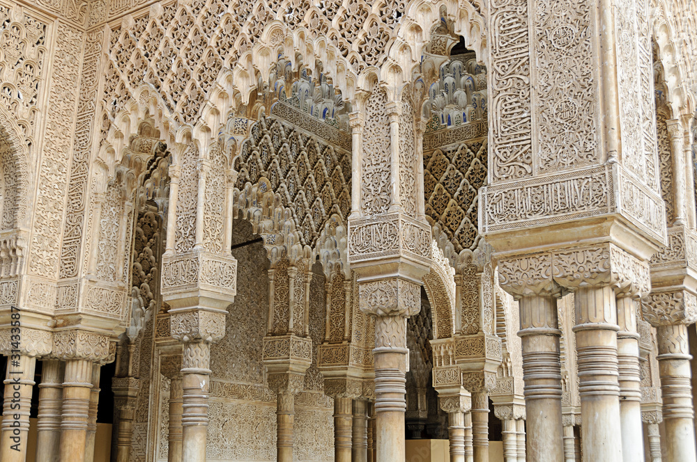 Moorish art and architecture inside the Alhambra, Granada (Spain - obrazy, fototapety, plakaty 