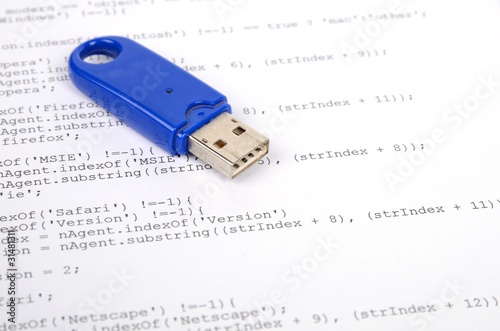 USB disk and html photo