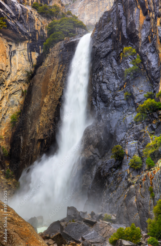 Lower Yosemite Falls