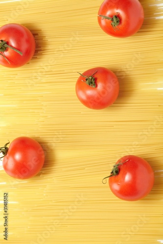 tomatoes with spaghetti