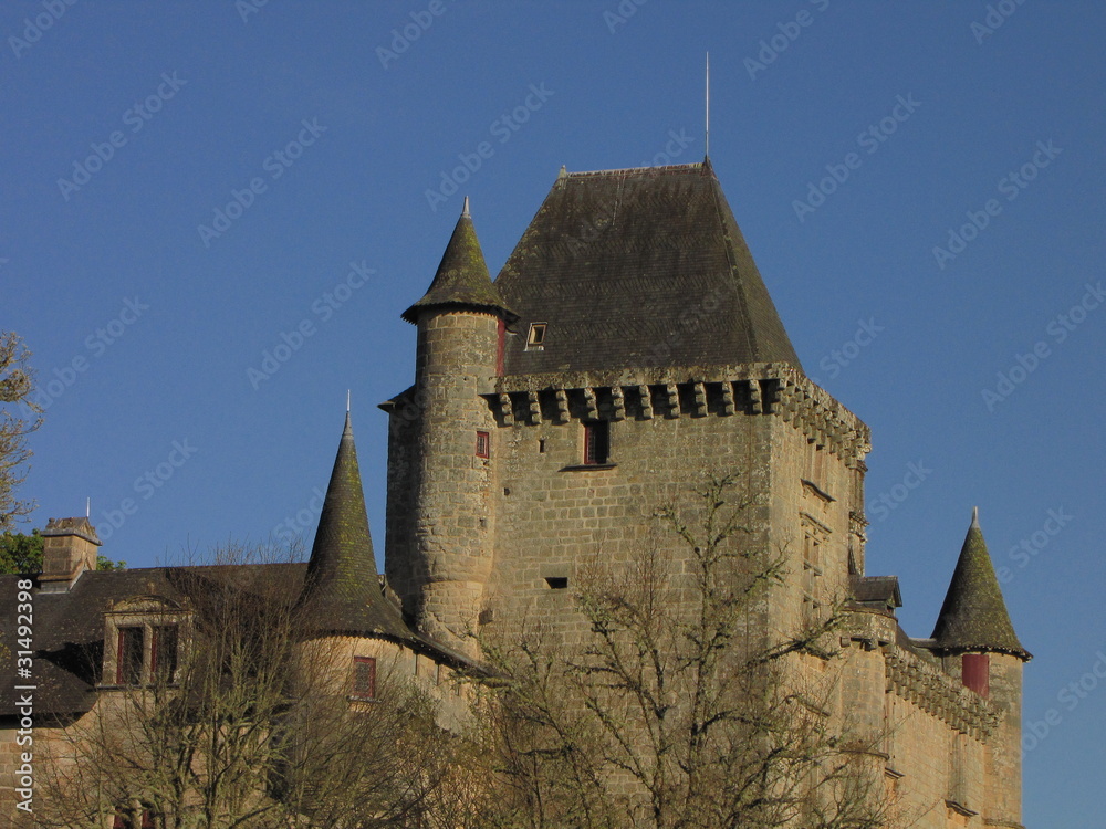 Château de Sédières et ses Lacs ; Pays des Monédières ; Limousin