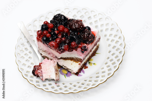 Cake with berries