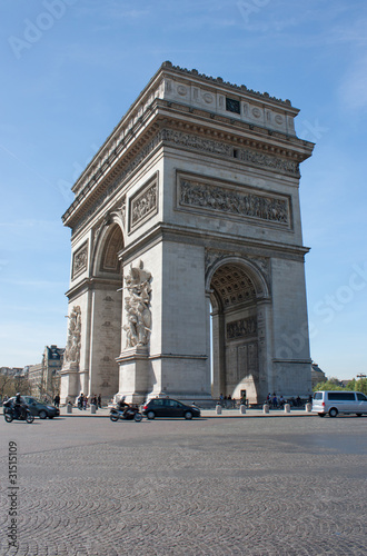 Arc de Triomphe © TristanBM