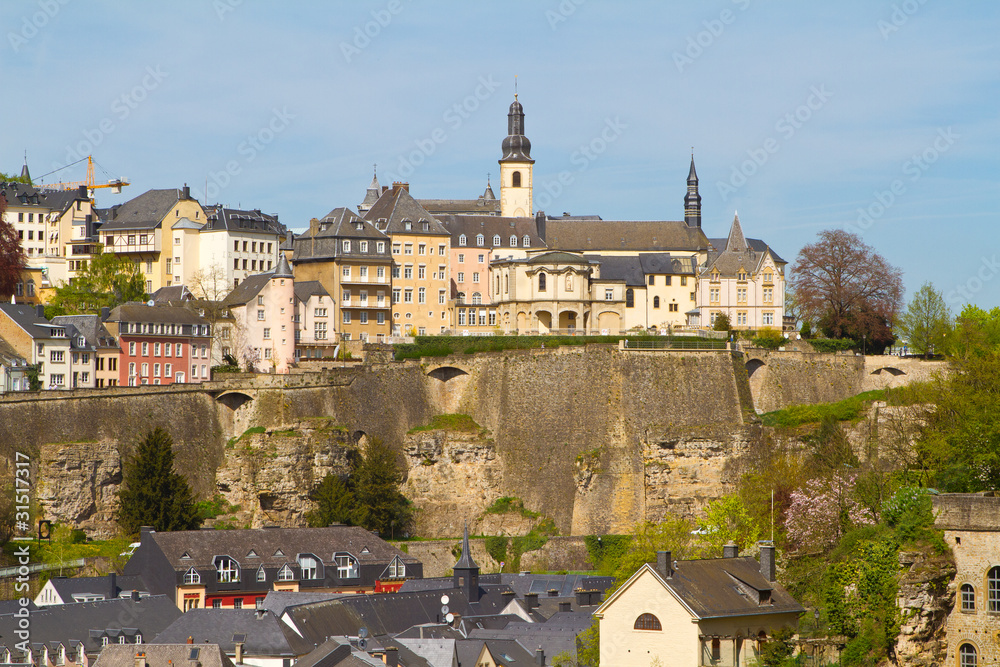 Luxemburg 979