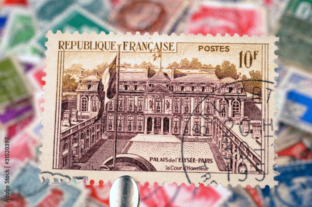 timbres - 10 francs - Palais de l'Elysée à Paris - La cour d'honneur - philatélie France