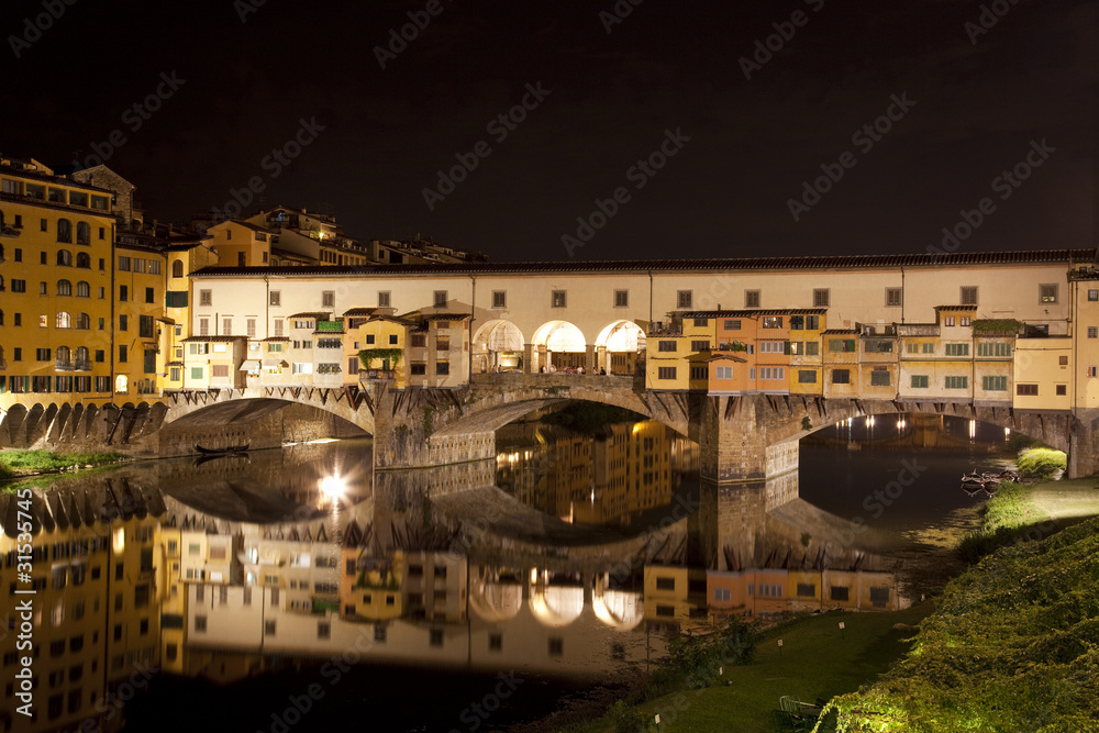 Ponte Vecchio de noche
