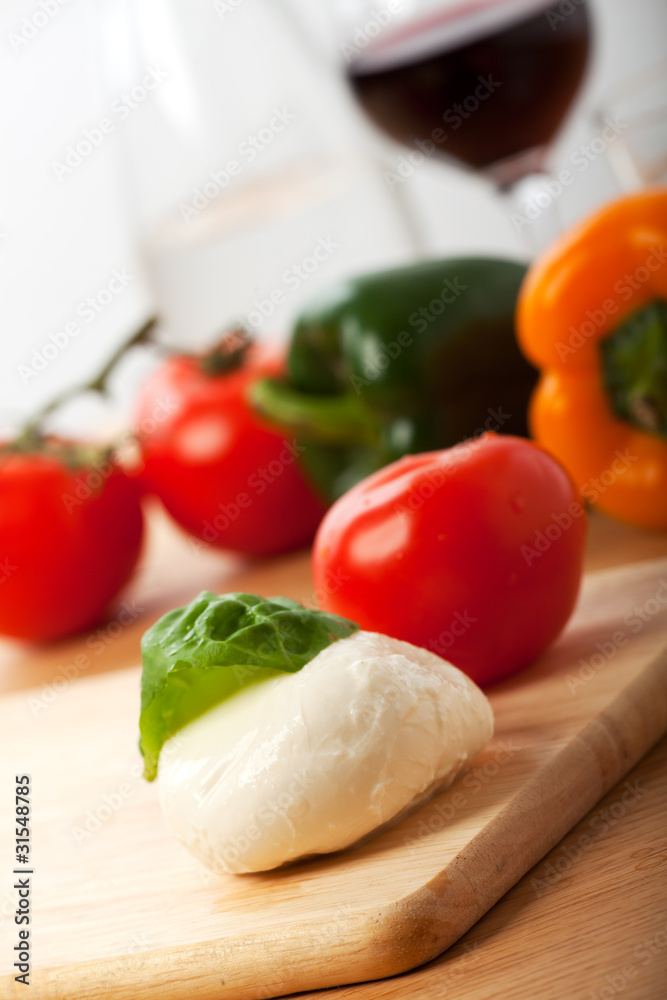 Mozzarella und Basilikum Mozzarella und Basilikum