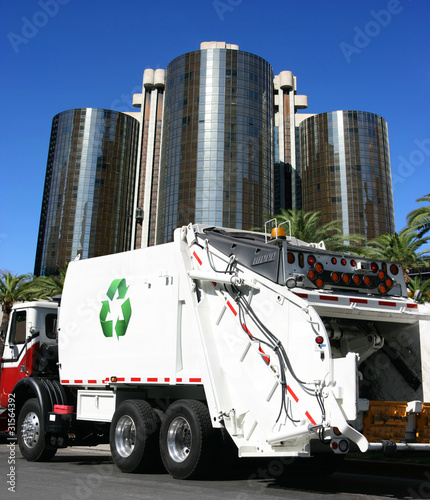 Recycling in the city