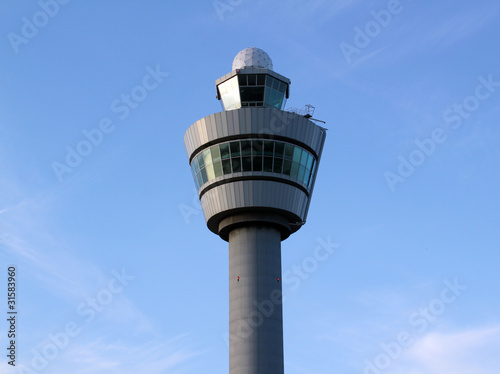 Flughafen-Tower in Amserdam
