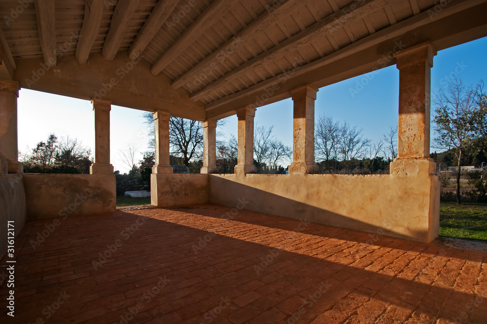 Vorhalle einer Kapelle