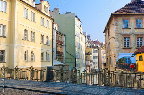 Fototapeta Naklejka Na Ścianę i Meble -  Certovka (Davil's Stream), Kampa Island (Small Quarter) Prague