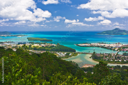 Marina de Victoria, capitale des Seychelles © Unclesam