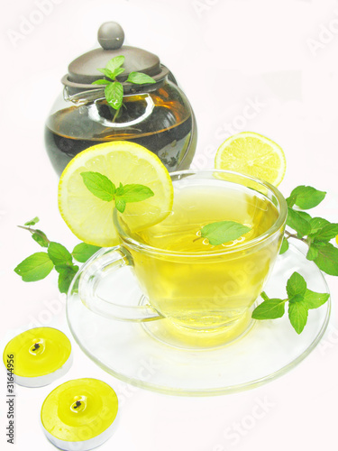 fruit yellow tea with lemon and mint