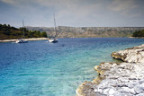 Piękna zatoka na Adriatyku. Chorwacja latem.