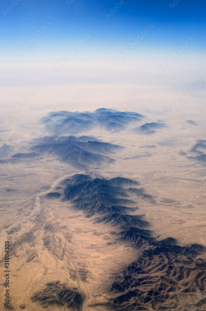 Fototapeta premium Mountainous Horizon