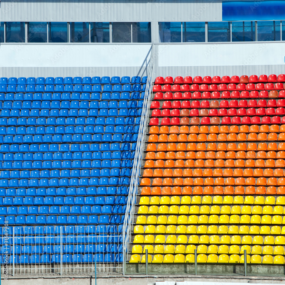 Fototapeta premium Puste trybuny stadionów piłkarskich