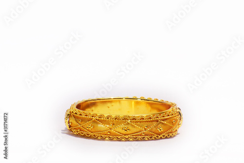 gold bangle