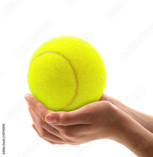 pallina da tennis tenuta in mano