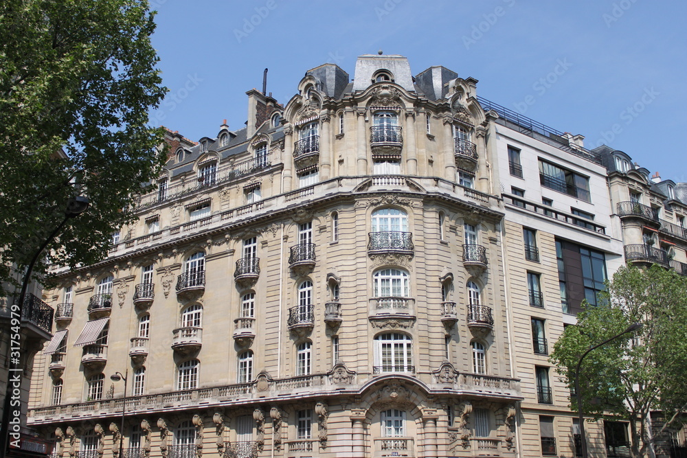 Immeuble du quartier des Batignolles-Monceaux à Paris	