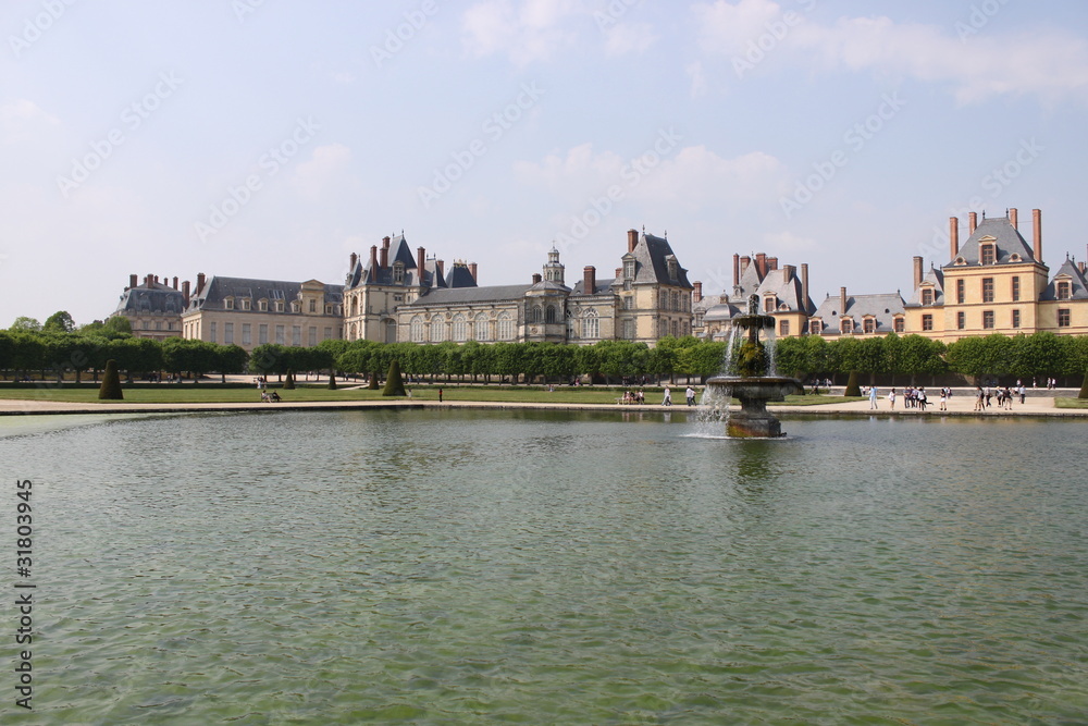 Bassin du Château de Fontainebleau en Seine-et-Marne	