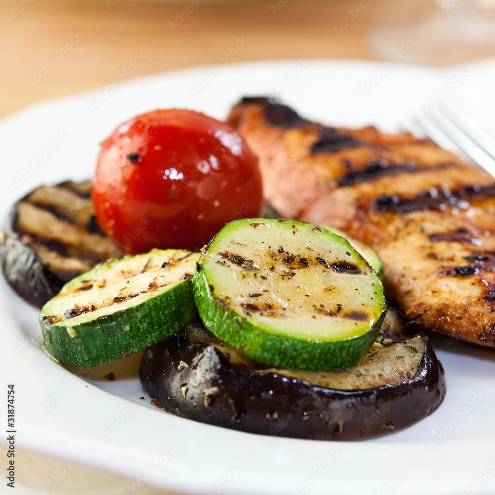 Grilled vegetables with chicken fillet Grilled vegetables with chicken fillet