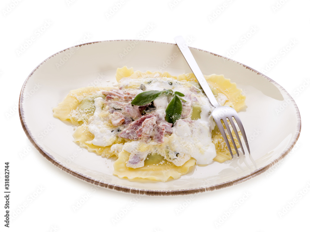 ravioli with ham, sage and cream sauce-ravioli panna prosciutto ravioli with ham, sage and cream sauce-ravioli panna prosciutto