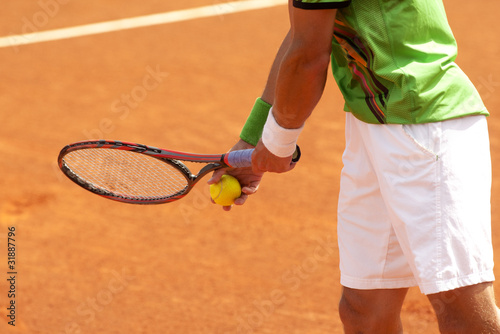 Tenis. Servicio © Maxisport