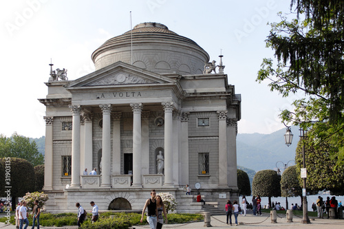 Temple dedicated to A. Volta - Como (Italy) photo