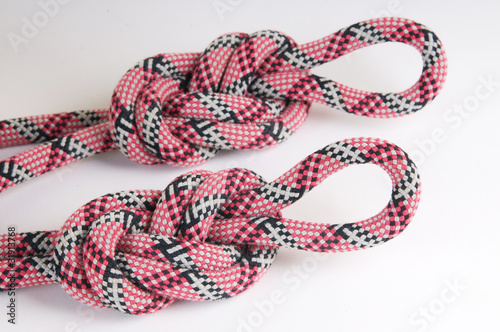 Alpinist rope with node