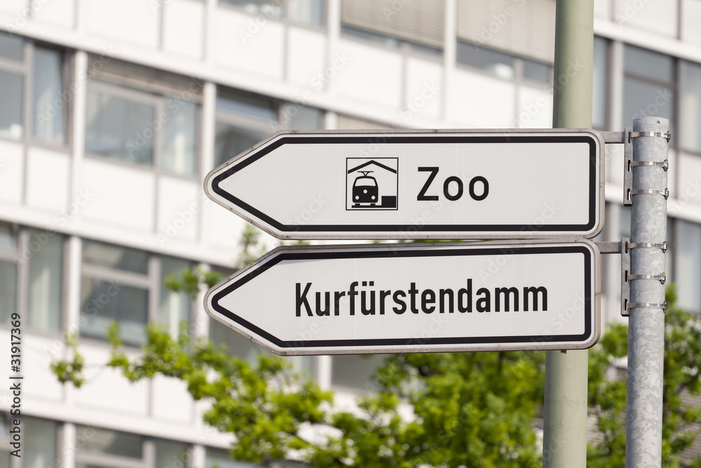 Hinweisschilder Zoo / Kurfürstendamm Hinweisschilder Zoo / Kurfürstendamm