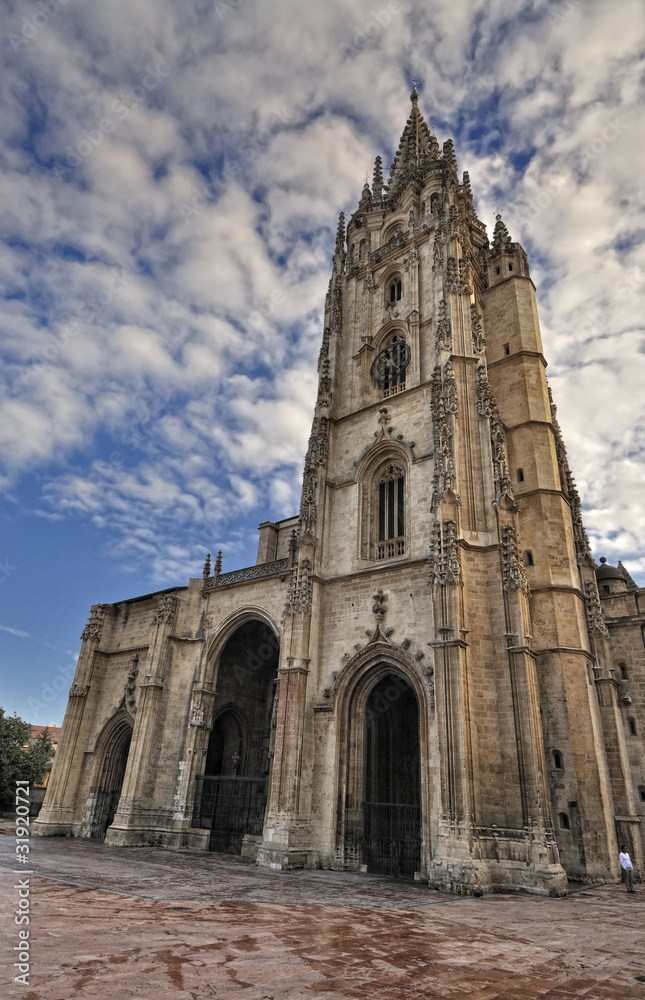 Torre de la Catedral de San Salvador.