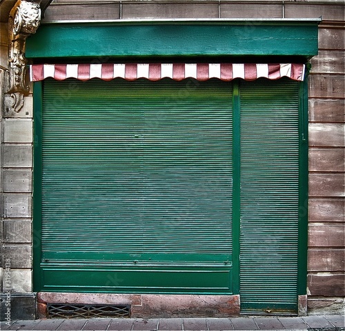 Magasin fermé en HDR photo