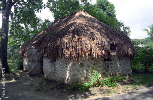 Obraz na płótnie Slave hut, Tyrol Cot, Barbados w salonie