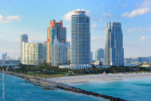 Miami Skyline © SeanPavonePhoto