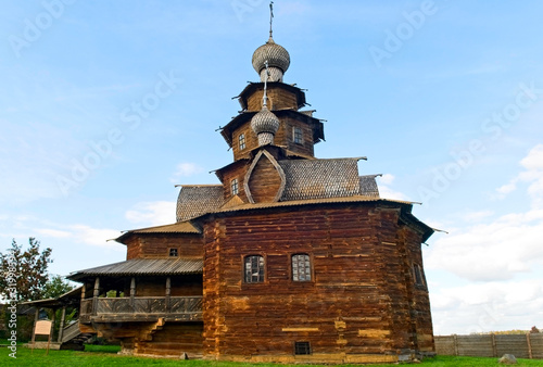 Tableau sur toile the wooden church of Transfiguration in Suzdal museum, Russia